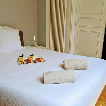 Bed & Breakfast Calme Style Haussmannien Angers